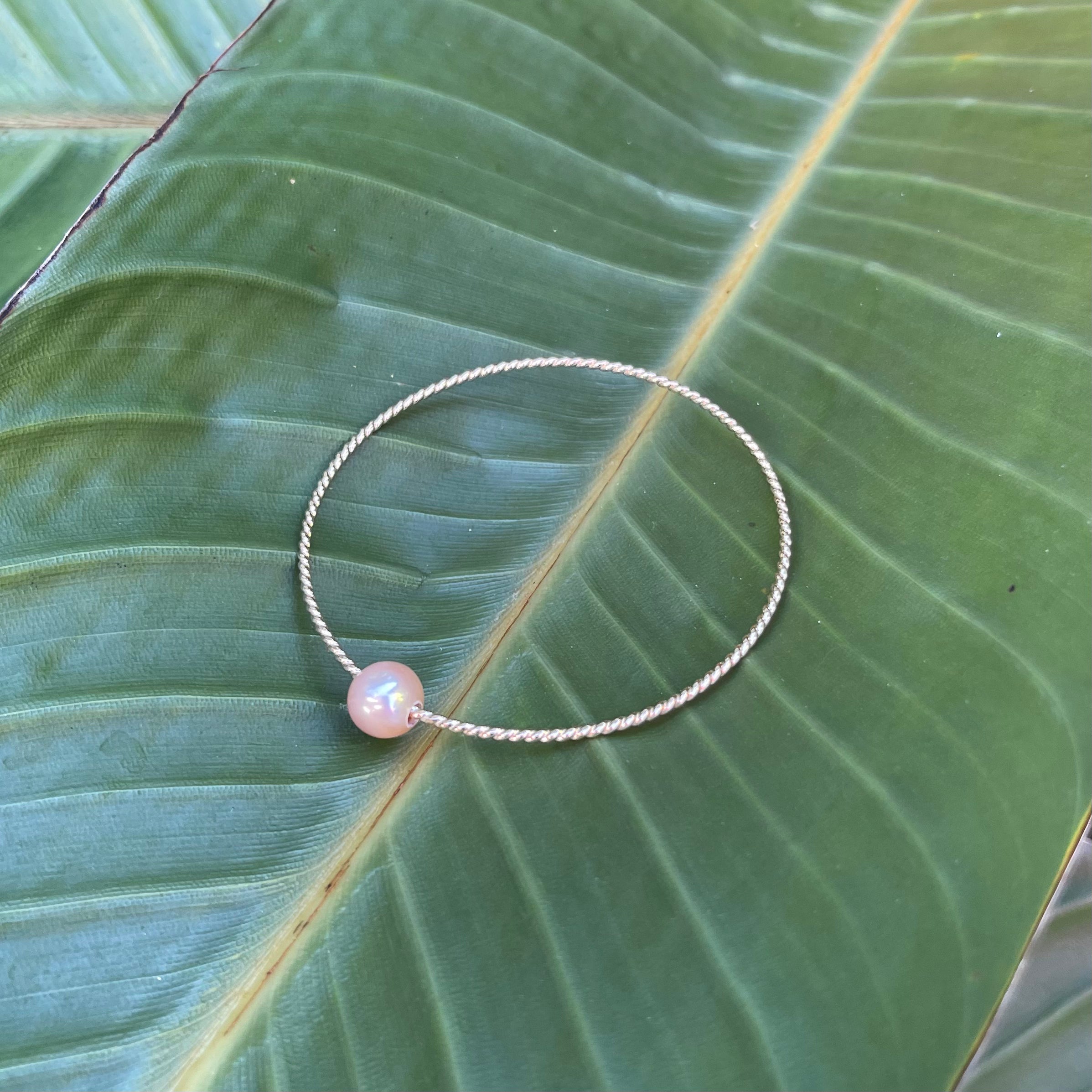 Twist Bangle with Edison Pearl (Priced Individually)