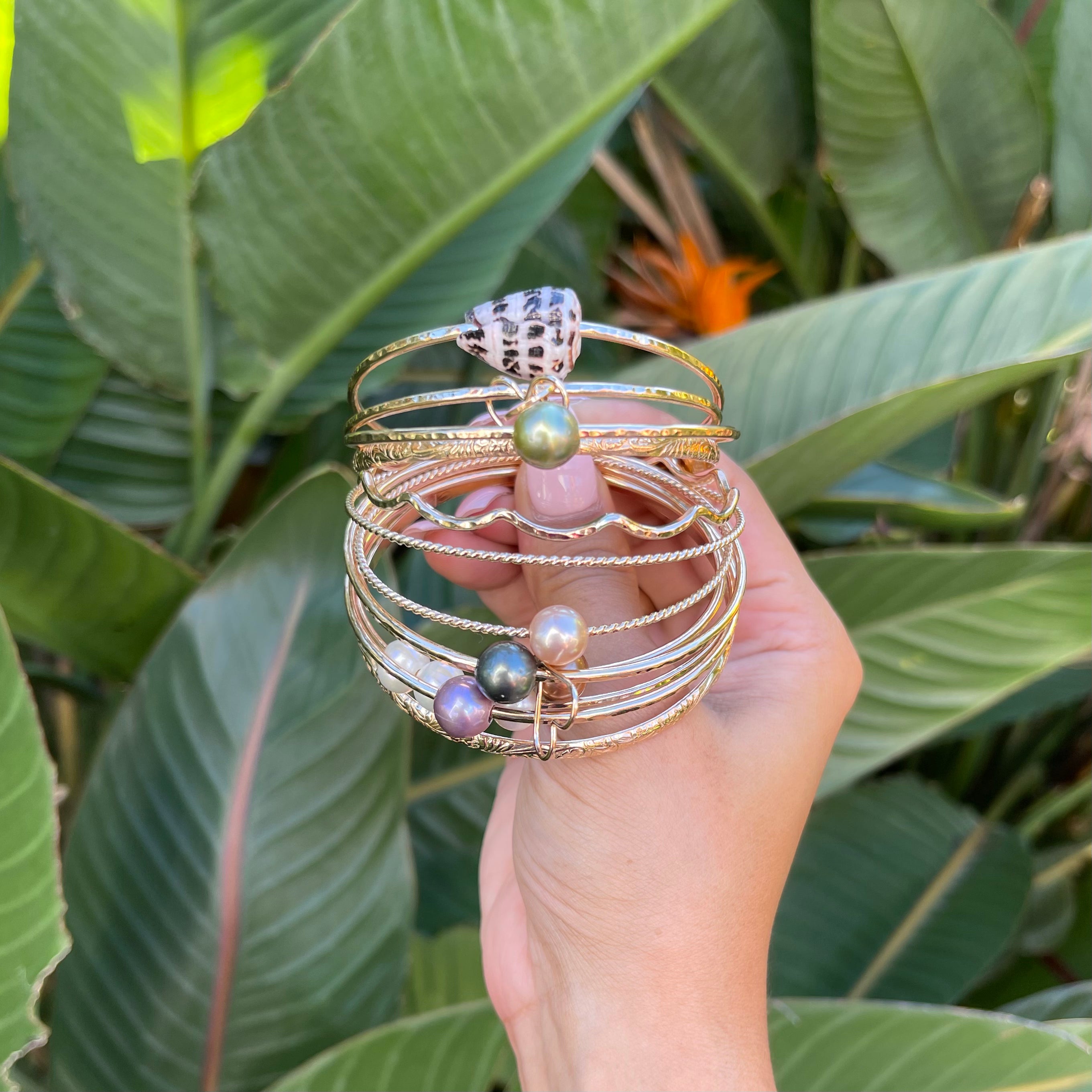 Bangle with Pistachio Tahitian Pearl (Priced Individually)