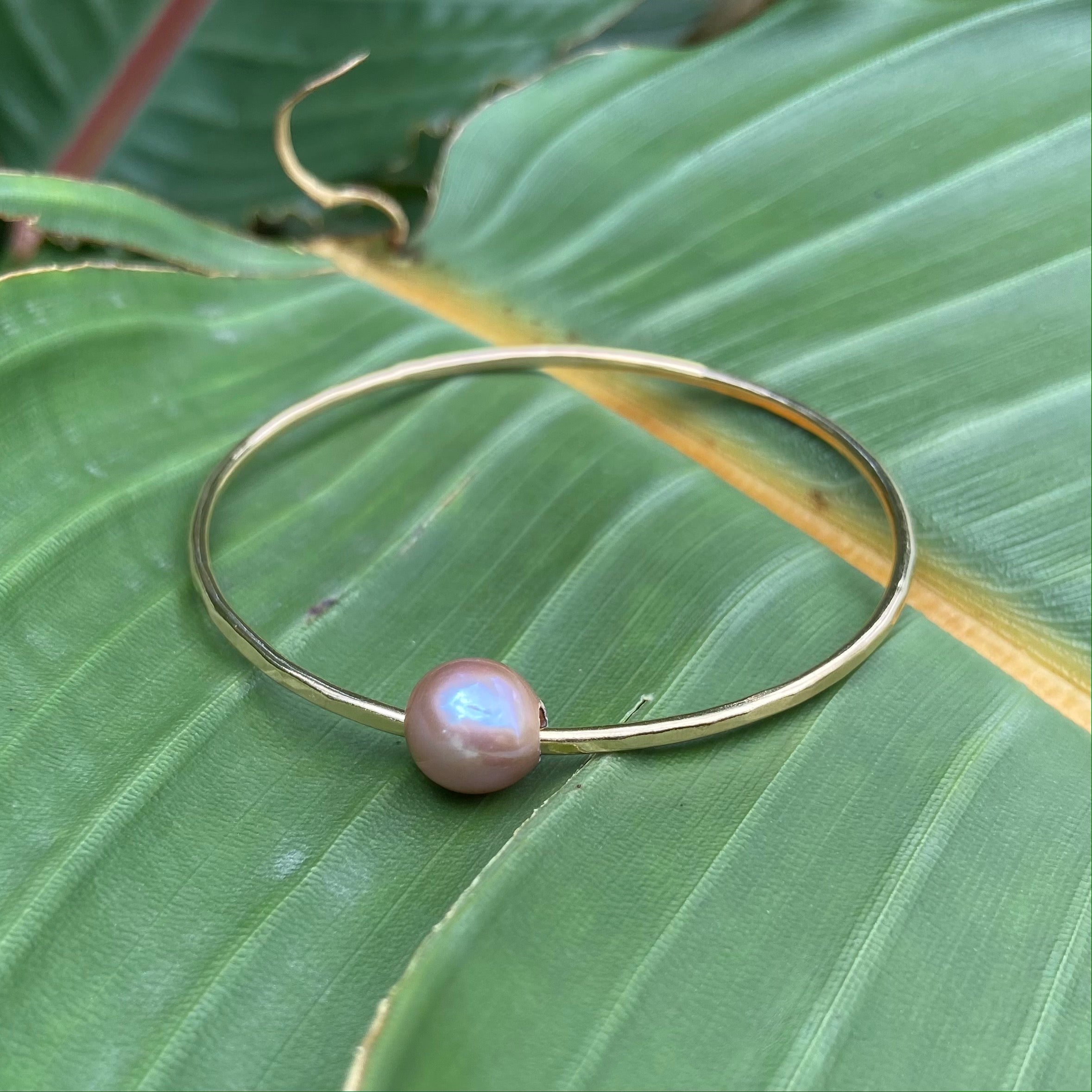 Bangle with Edison Pearl (Priced Individually)