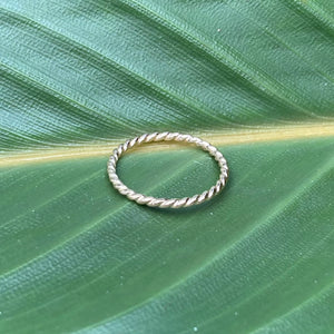 Twisted Ring